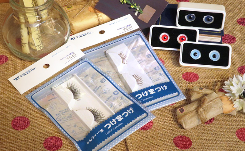 つけまつげ 一覧